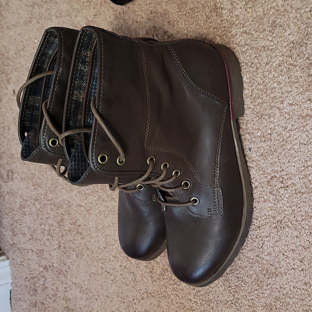 Leather boots - Picture 3 of 6